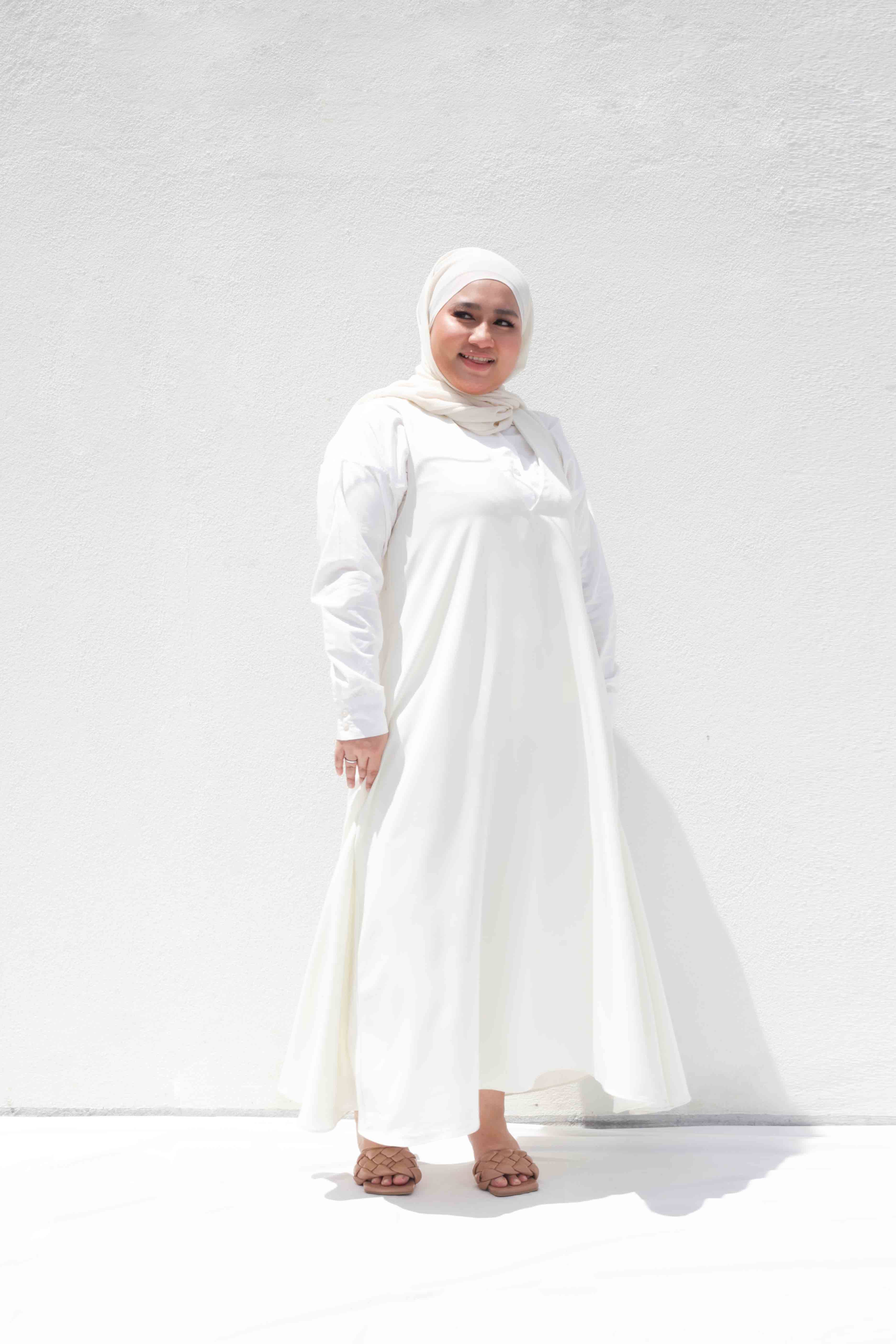SHELLY DRESS IN WHITE CREAM